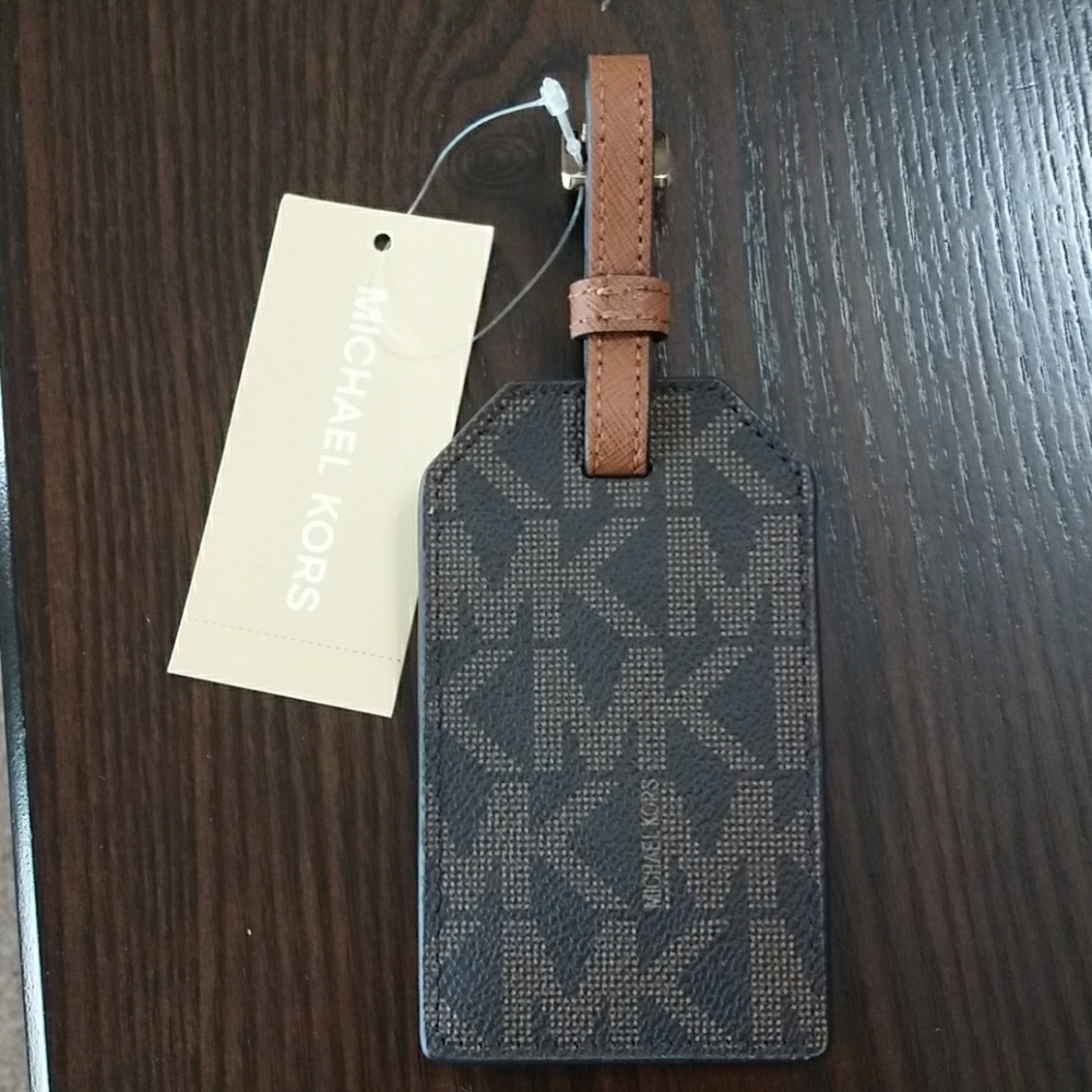 Michael Kors Luggage Tag Jet Set Travel Brown - Picture 1 of 4